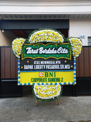 Papan Bunga Duka di Lede