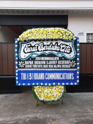 Papan Bunga Duka di Lede